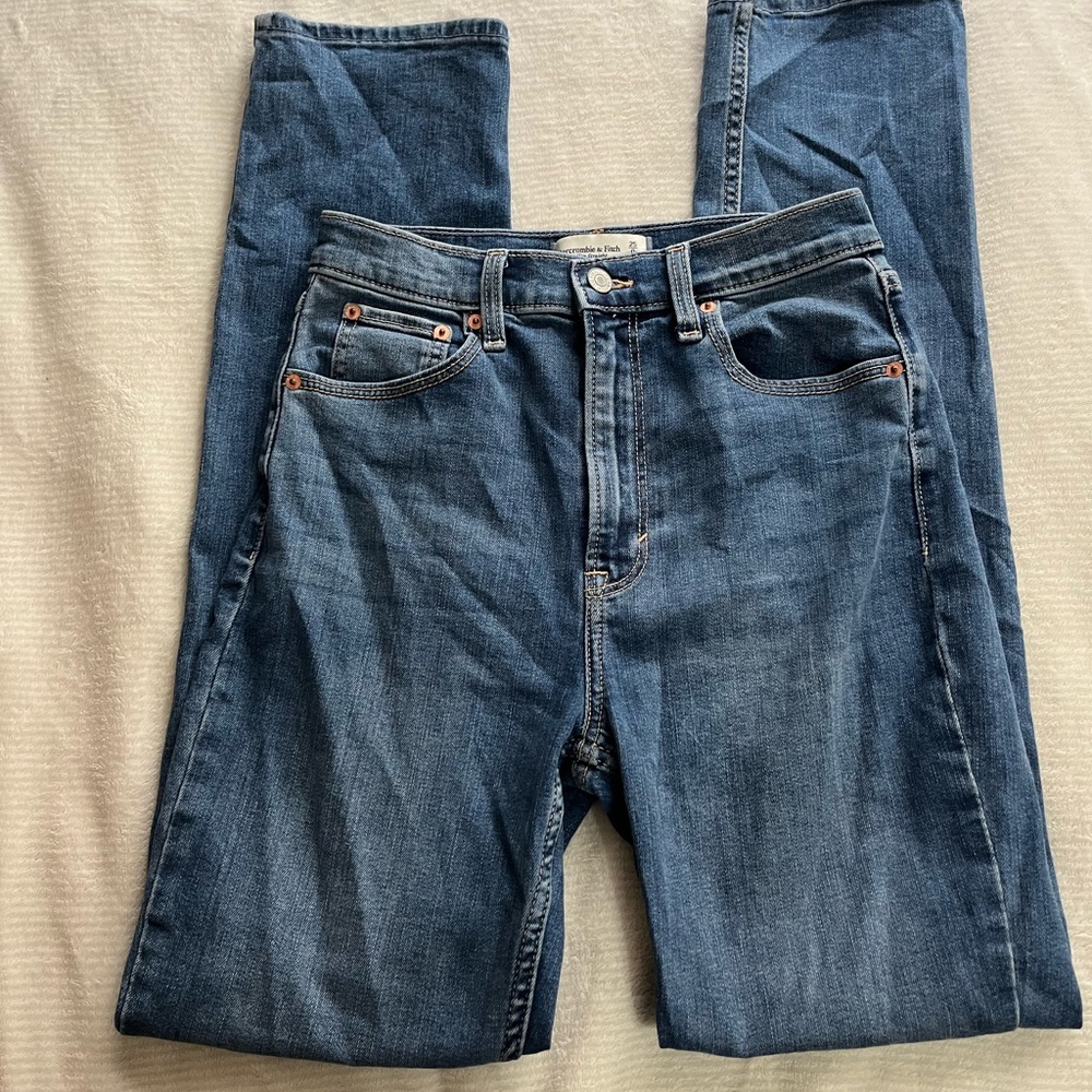 Abercrombie High Rise Slim Straight Jeans